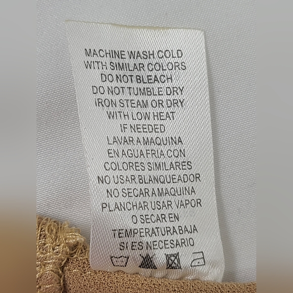 NWT Women's A'Gaci Nude Halter Top Zippered Back Size Small - Picture 7 of 7